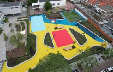 Krajicek-Playground-Hondius.jpg