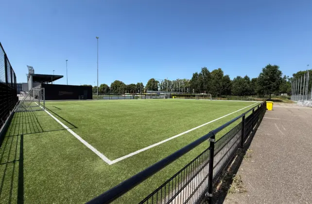 Sportplein De Onwikkelarena.JPG