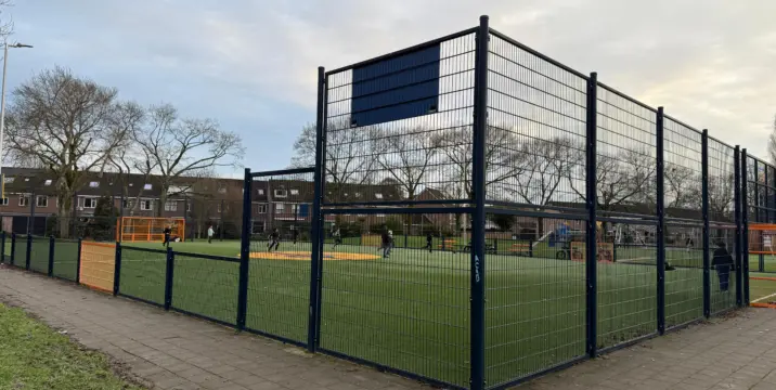 Cruyff-Court-Stadspolder.JPG